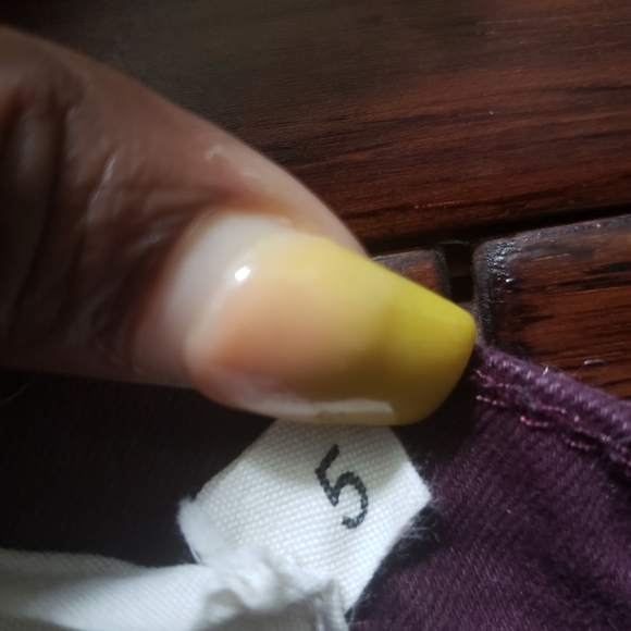 Burgundy Ripped Jeans size Juniors 5 - Picture 3 of 4